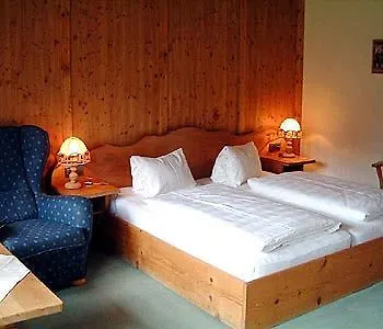 Willms Am Gaisberg Hotel