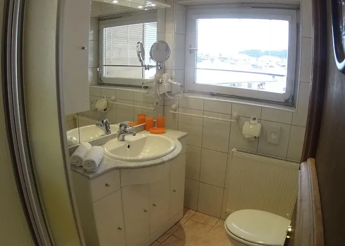 Hotel Willms Am Gaisberg 3*